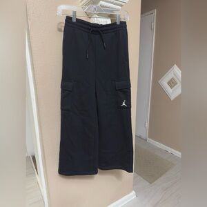Jordan Black Relaxed Fit Sweatpants with Drawstring Waist NWOT
